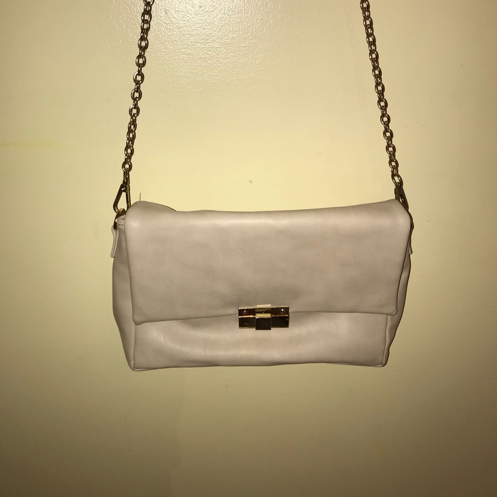 Beige long chain strap bag